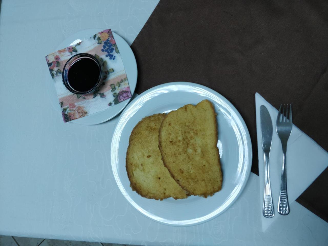 Hotel Restaurant Popini Laki ヤゴディナ エクステリア 写真